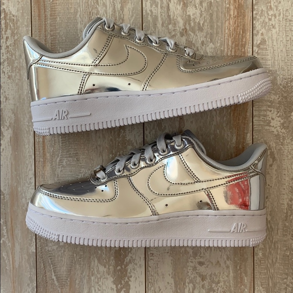 NWT Nike Air Force 1 liquid metal - Picture 8 of 8